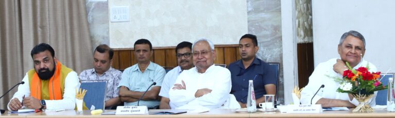 मुख्यमंत्री ने पंचायती राज व्यवस्था के तहत ग्राम पंचायत,